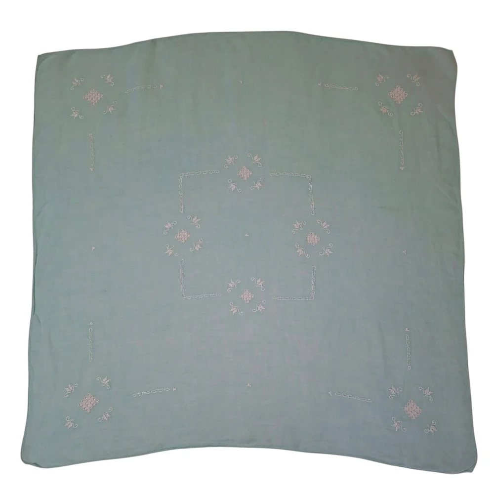 Vintage Blue Linen/Cotton White Floral Embroidered Square Table Cloth 32×32